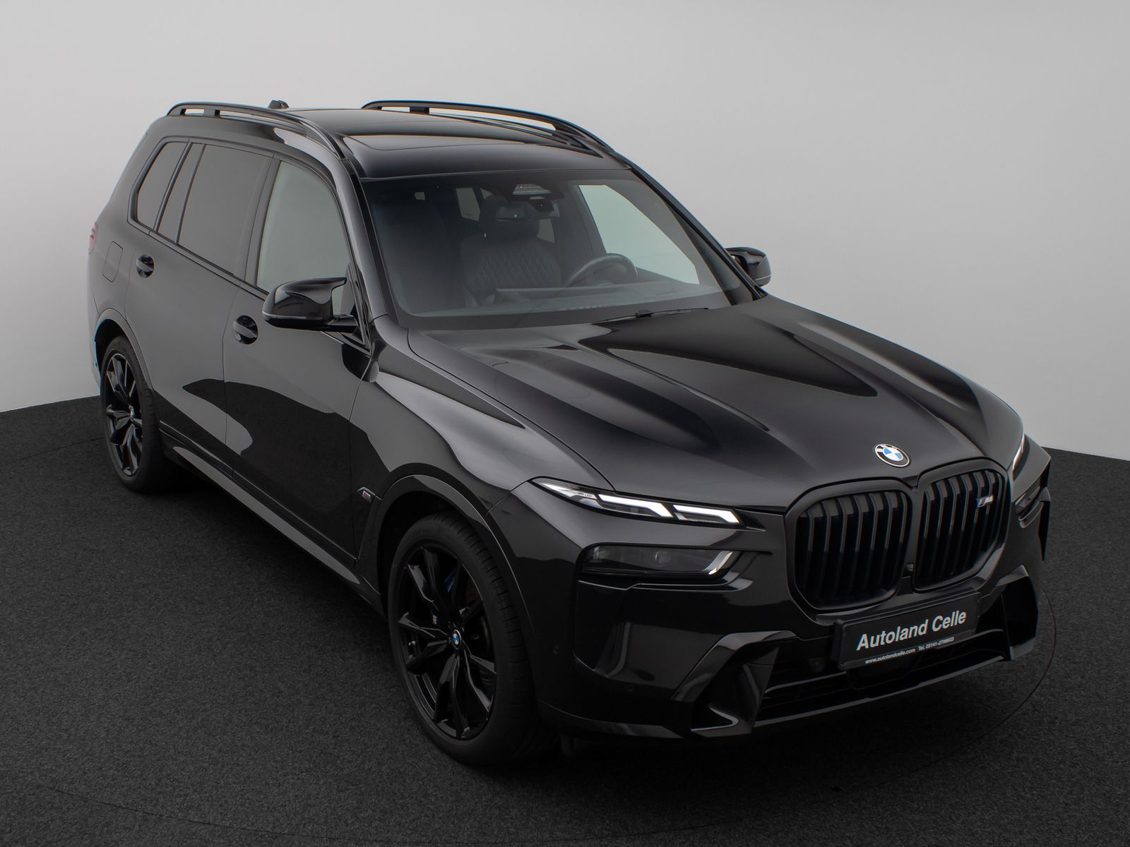 Fahrzeugabbildung BMW X7 M60i SkyLounge Kamera HUD DAB H/K SoftCL 22"