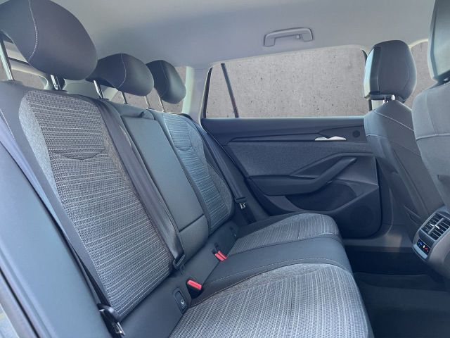 Superb Combi Selection 2.0 TDI DSG Bluetooth LED