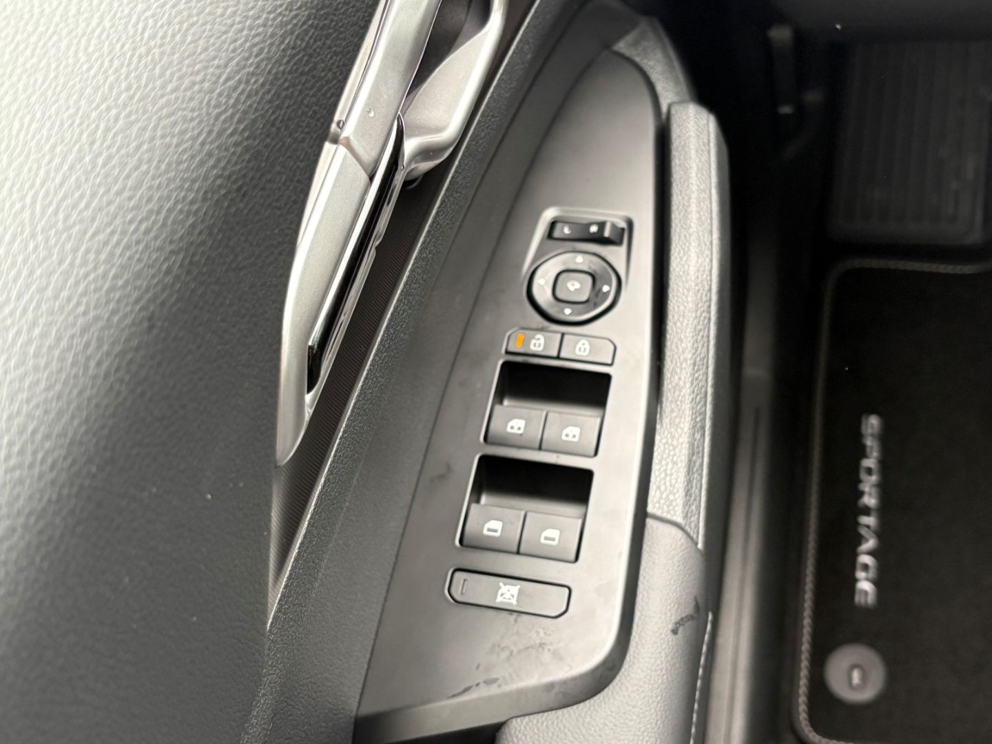 Fahrzeugabbildung Kia Sportage Vision 1.6 T-GDI EU6e P1 NotbremsAss