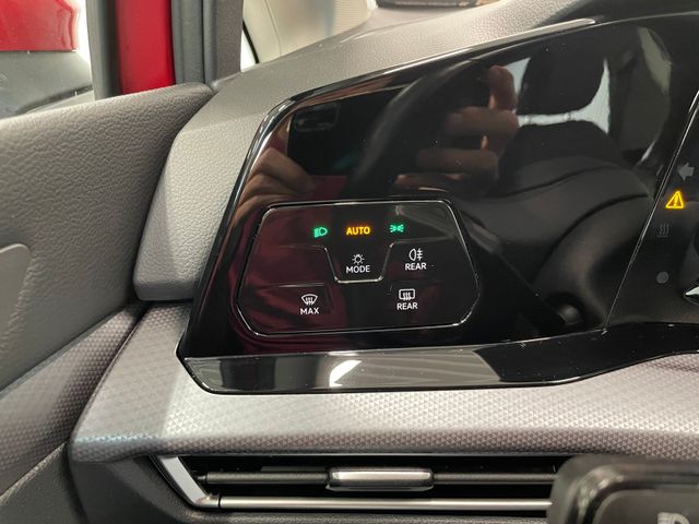 Golf VIII Active 1.0 eTSI DSG LED ACC KAM