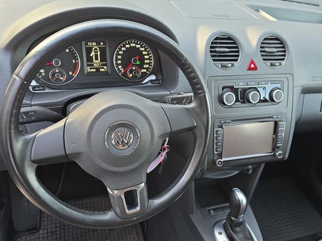 Fahrzeugabbildung Volkswagen Caddy Maxi Rollstuhlrampe