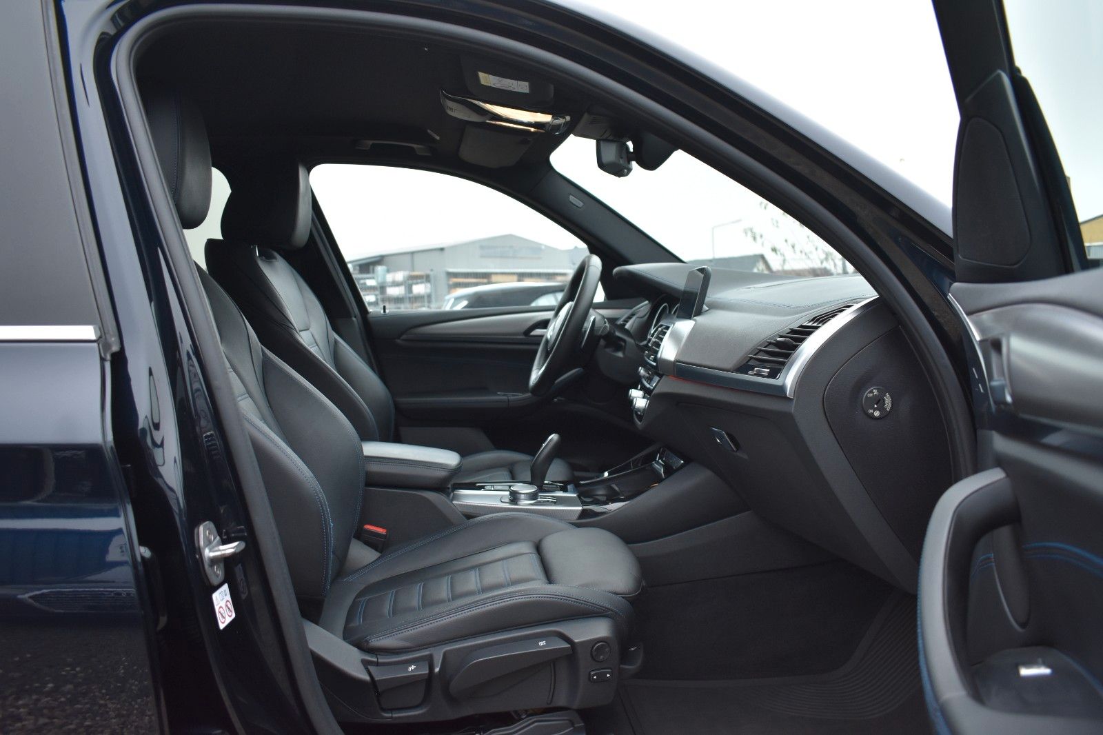 Fahrzeugabbildung BMW X3 xDrive 30 d M Sport AHK LED Standheizung H&K