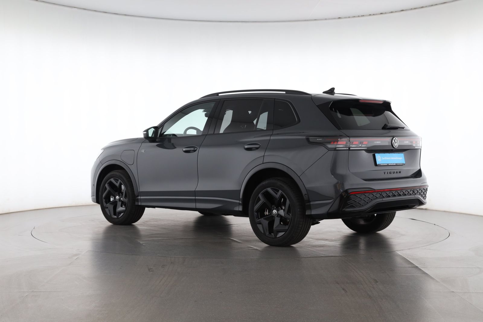 Volkswagen Tiguan 1.5 TSI DSG eHybrid R-Line NAVI AHK foto 4
