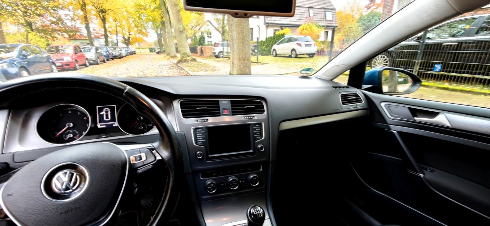 Volkswagen Golf 2015 — photo 12
