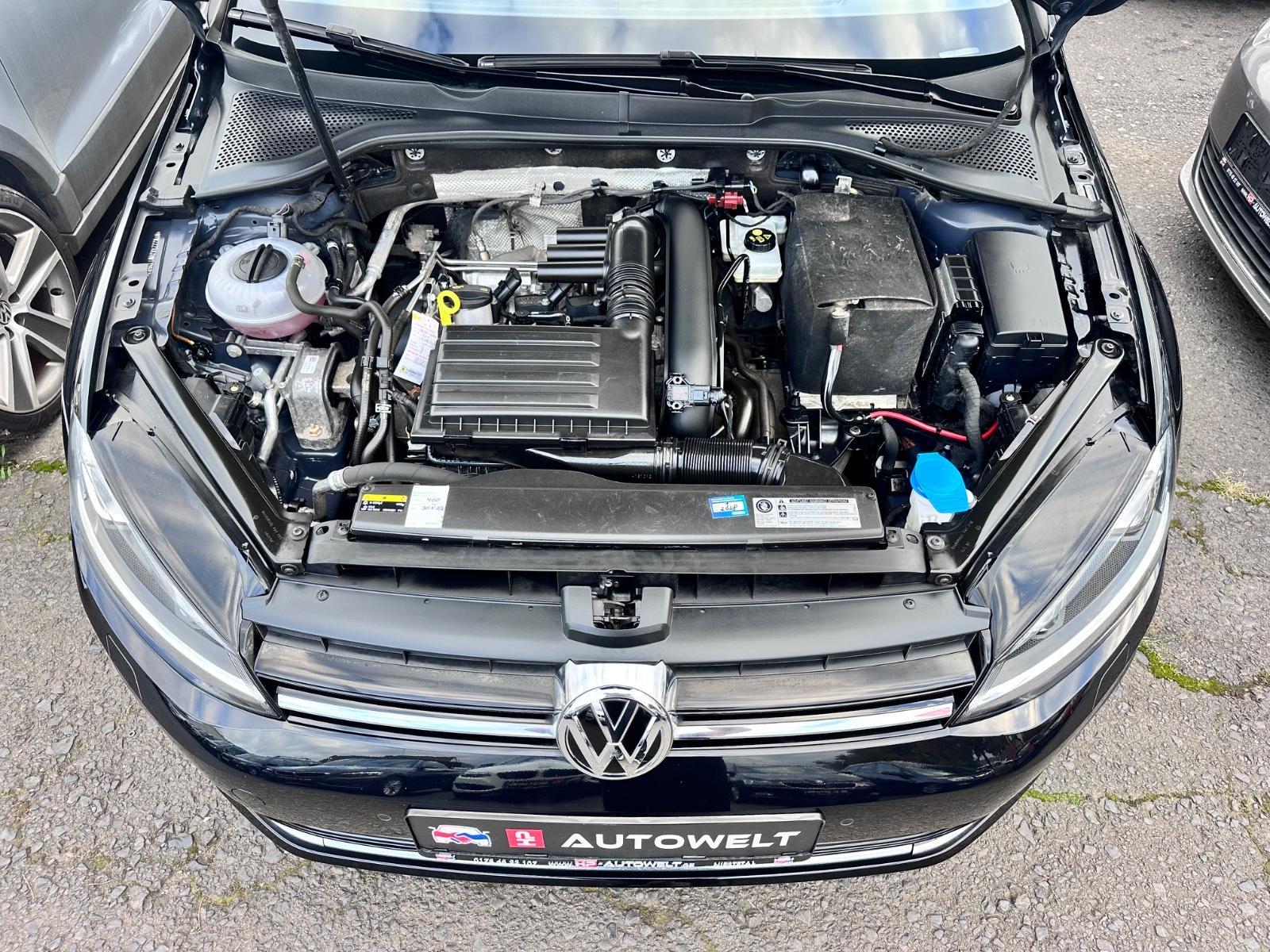 Volkswagen Golf VII Lim. Highline DSG SitzHeiz. LED Alcanta