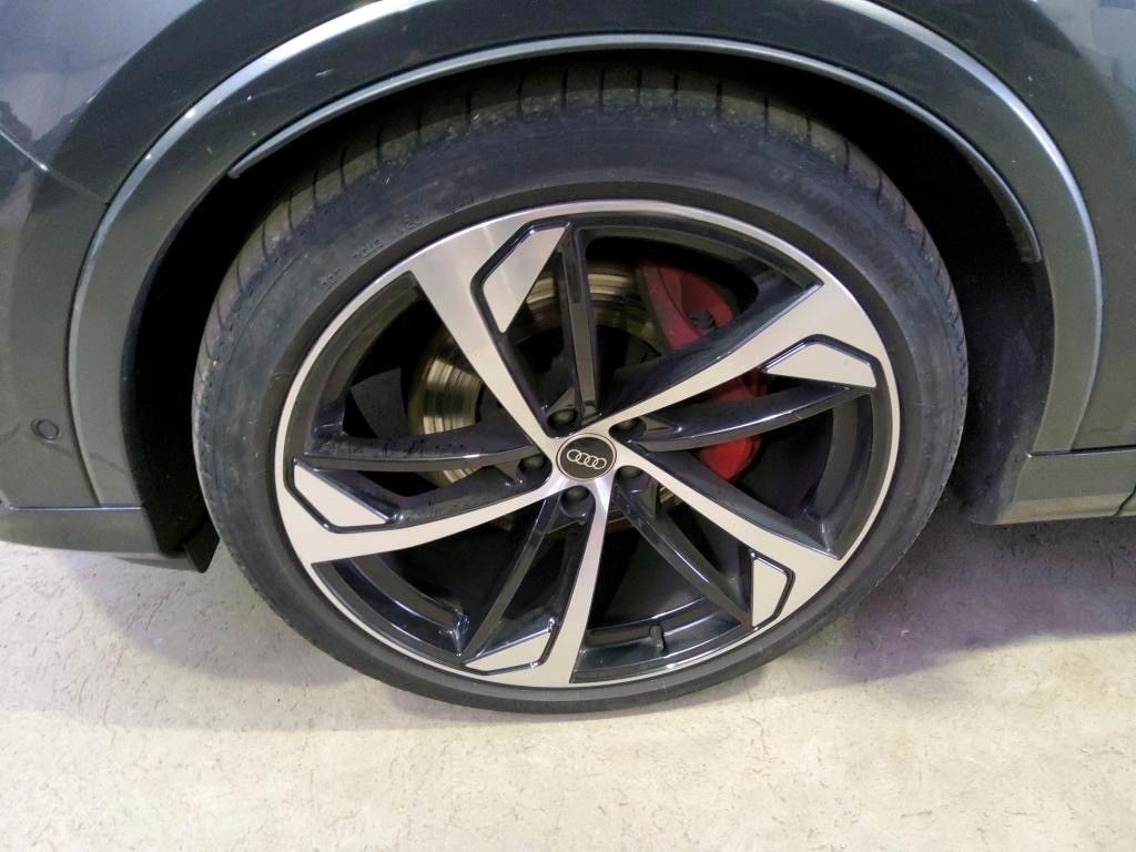Audi Q7 50 TDI quattro competition plus S-Line 22Zoll foto 5