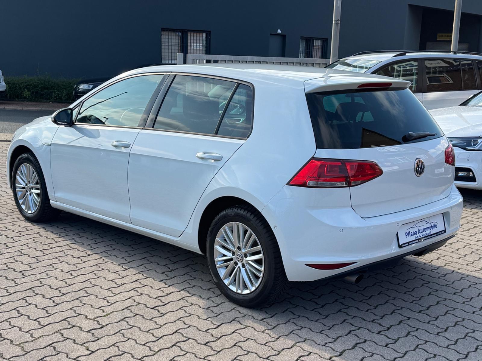 Volkswagen Golf VII Lim. Cup,TÜV/AU 03/28,Aus 2.Hand,erst82