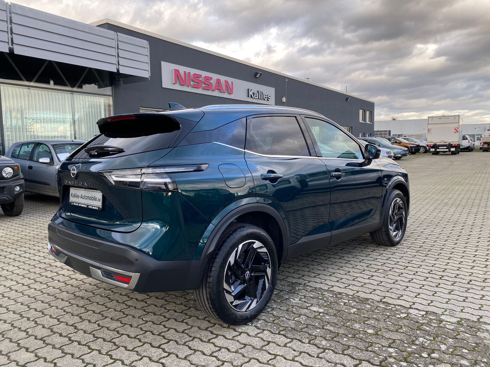 Fahrzeugabbildung Nissan Qashqai 1.3 DIG-T MHEV Xtronic N-Connecta MY2024