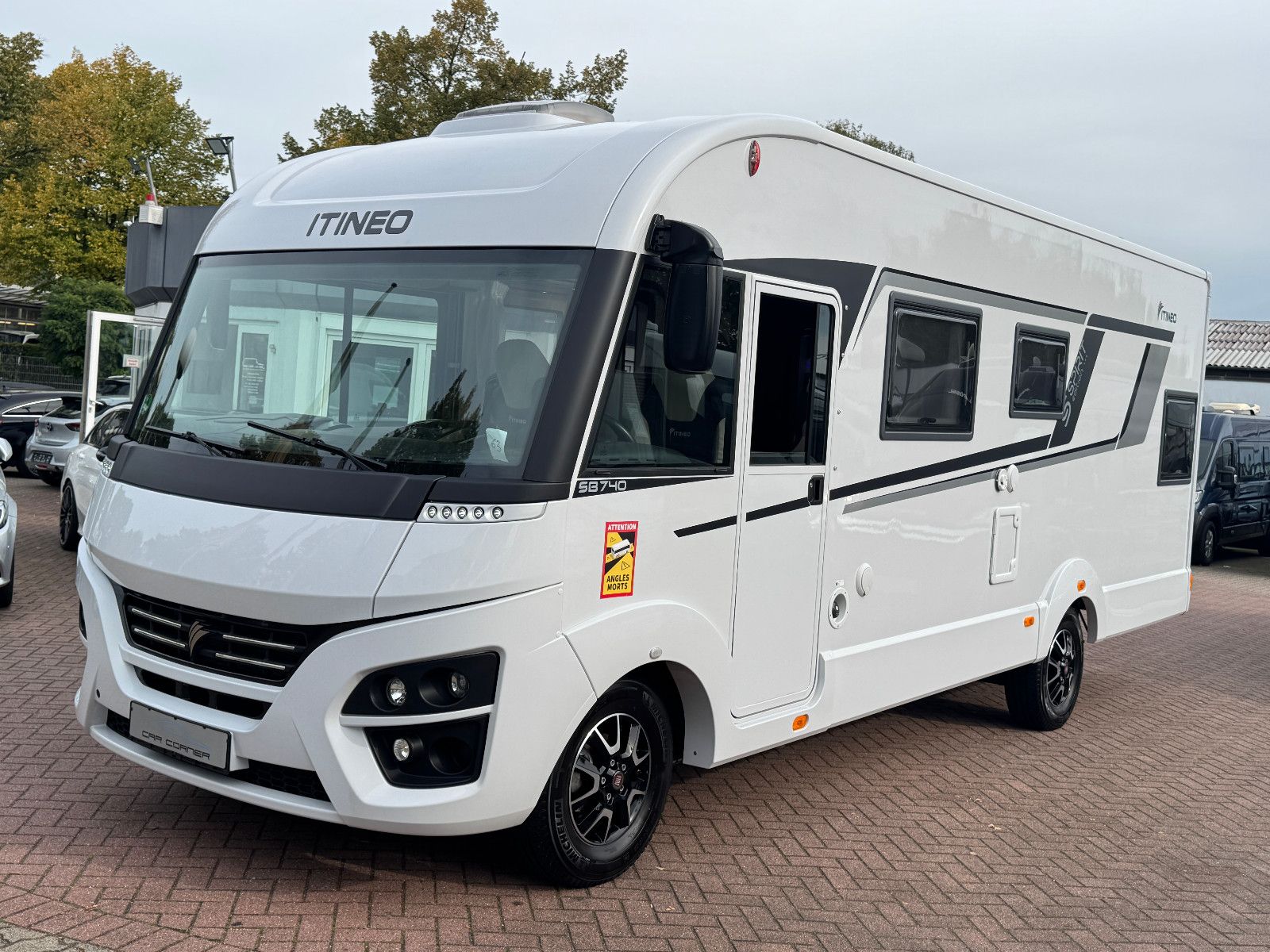 Fahrzeugabbildung Rapido ITINEO SB 740 SPIRIT EDITION LUFTFEDERUNG 2KLIMA