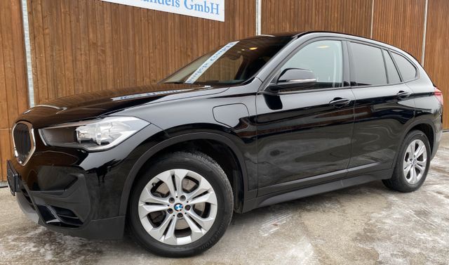 BMW X1 xDrive 25e Leder SHZ Navi HeadUp AppleC.