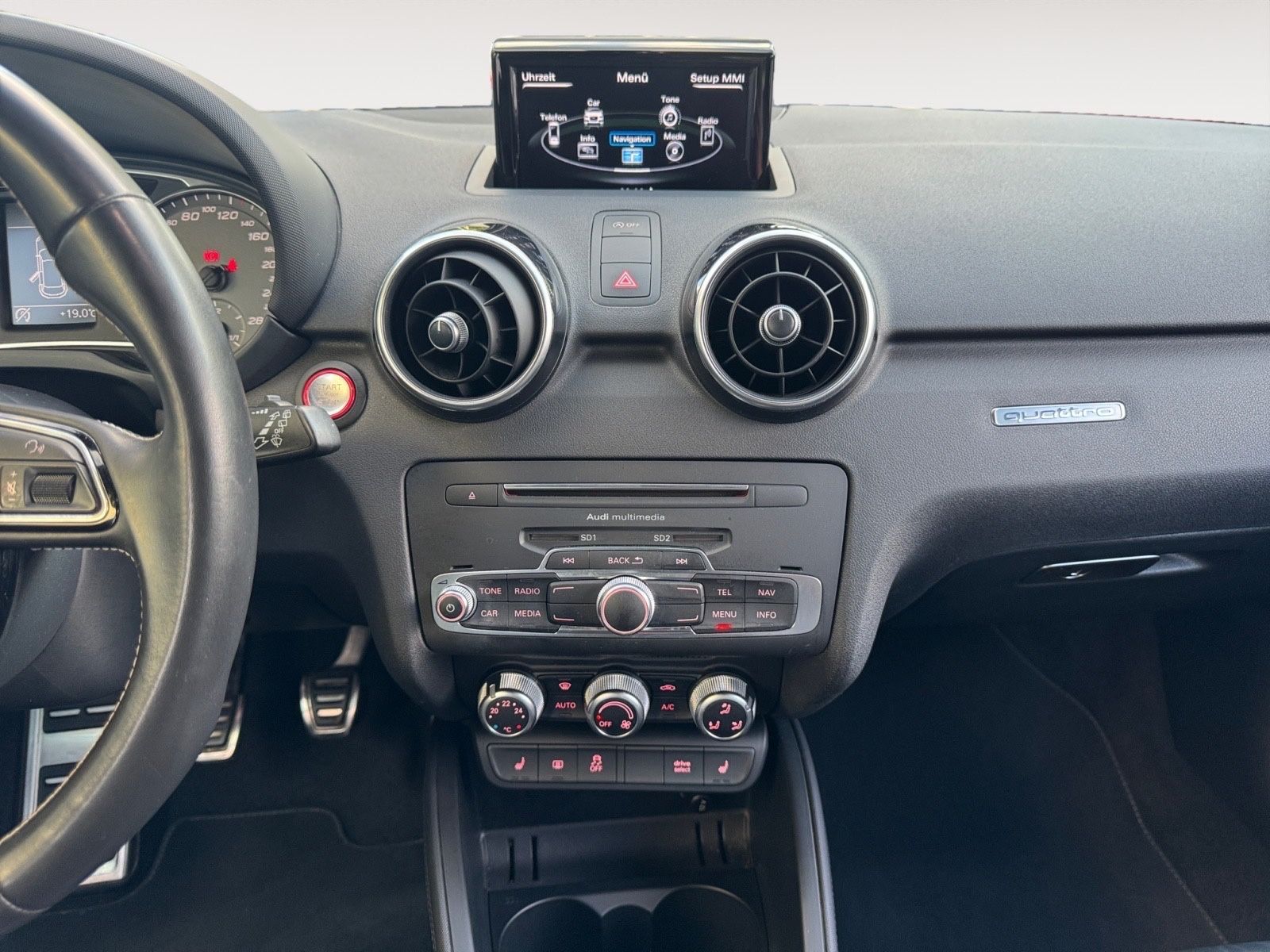 Fahrzeugabbildung Audi S1 Sportback 2.0 TFSI quattro*LED*PDC*Leder*Xeno
