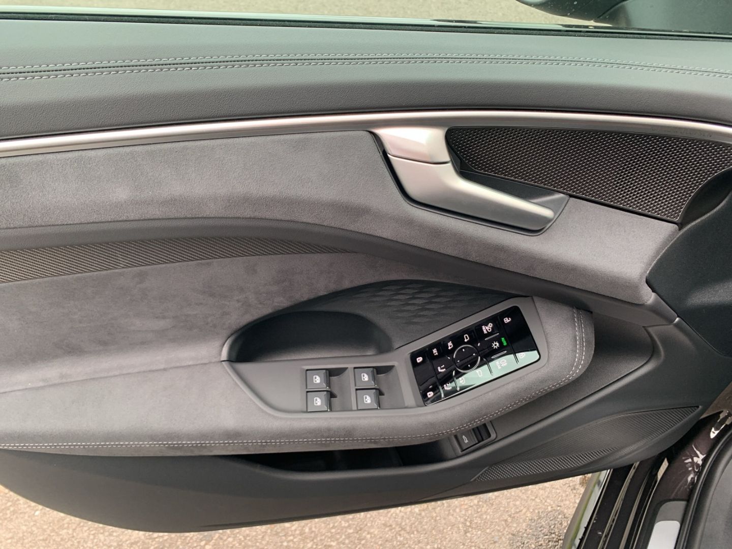 Audi A6 - Bild 17