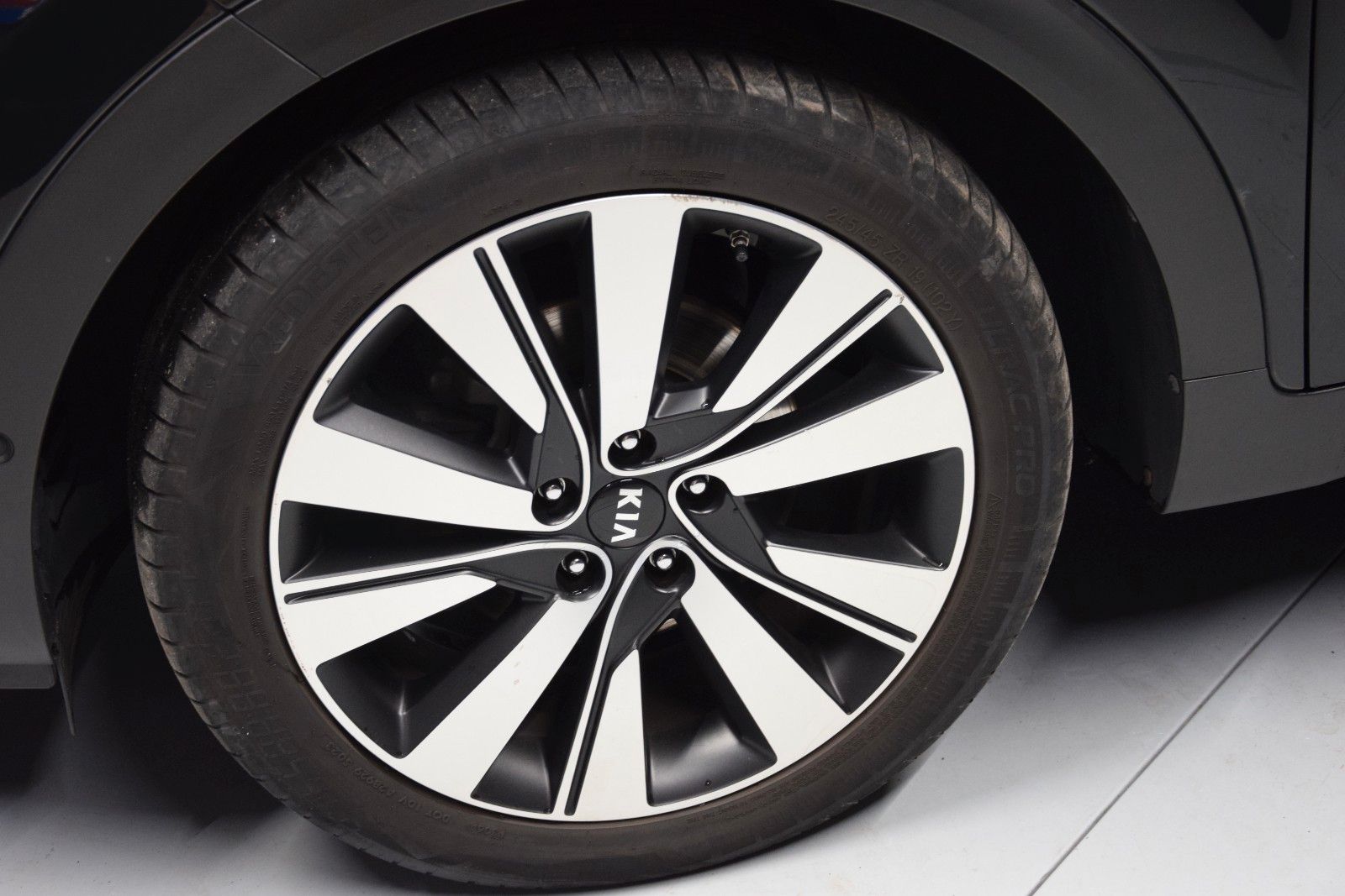 Fahrzeugabbildung Kia Sportage Platinum Edition 4WD Pano JBL Bi-Xenon