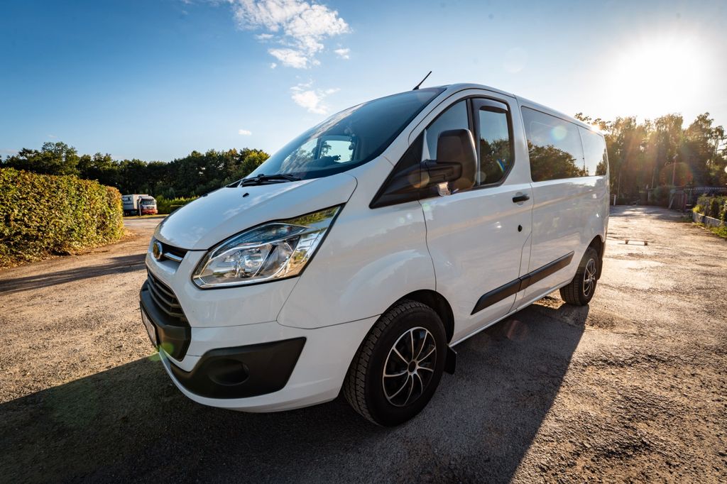 Image of Ford Transit Custom
