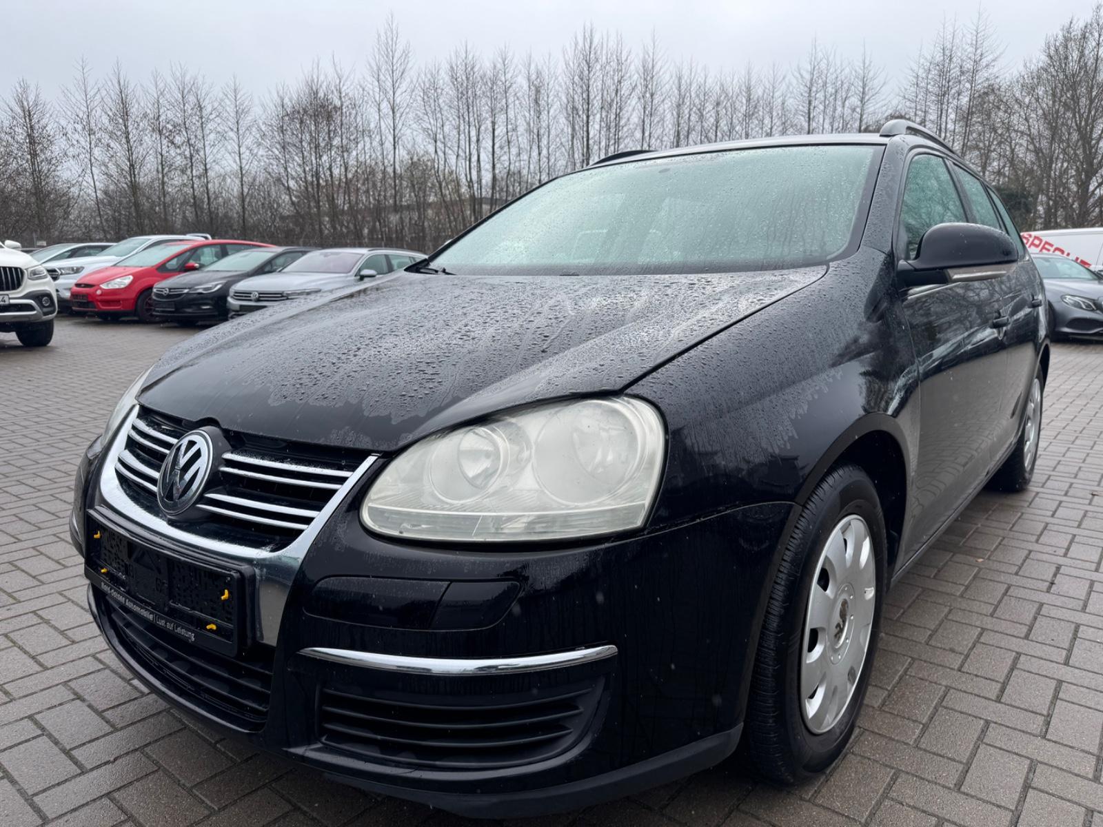 Volkswagen Golf 2008 — rear view
