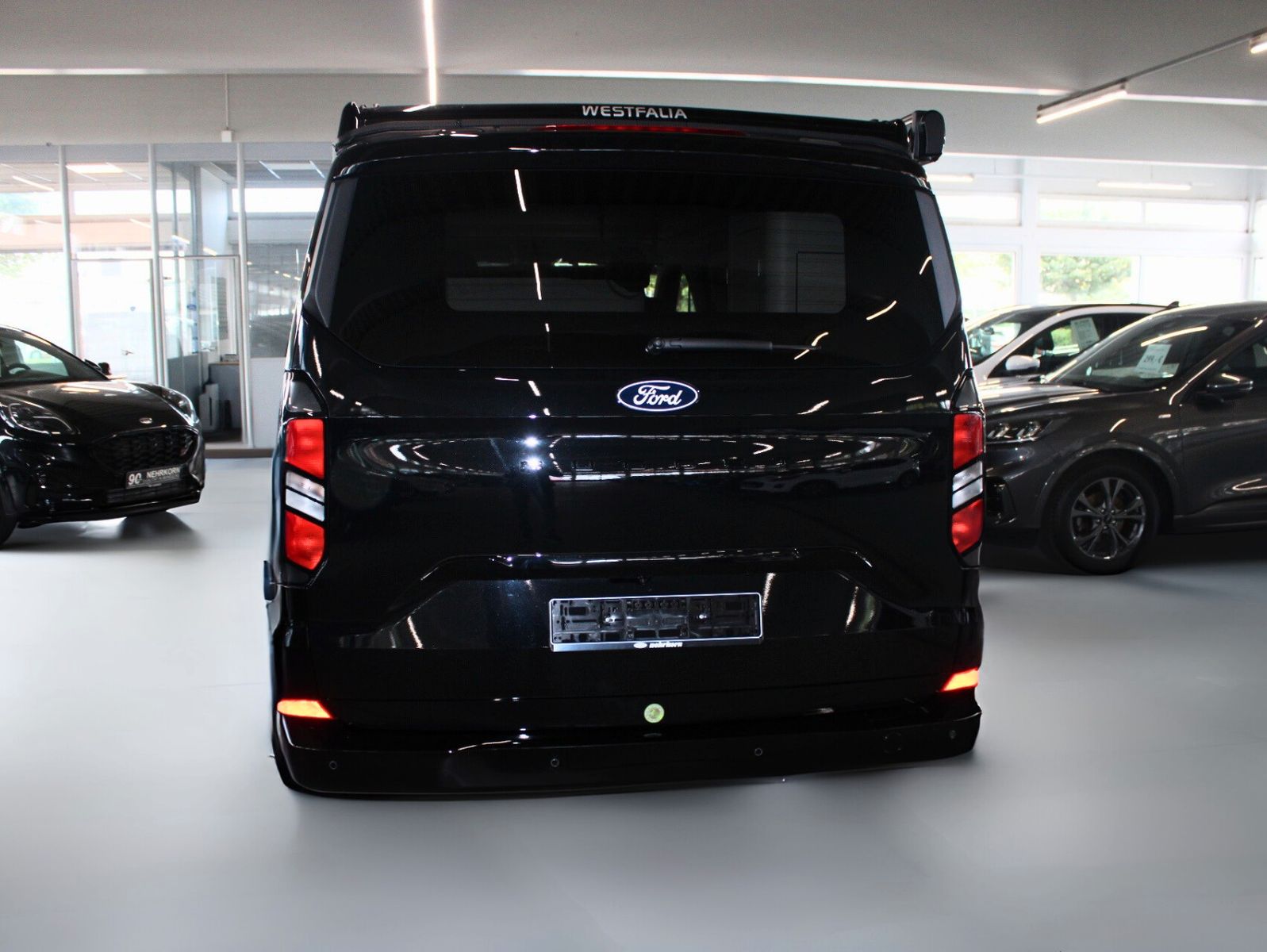 Fahrzeugabbildung Ford NUGGET L2 Titanium MARKISE + Aufstelldach SOFORT