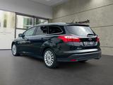Ford Focus Turnier Titanium *AUTOM.*KLIMA*PDC*TEMP.* - Ford Focus aus 2012: Titanium