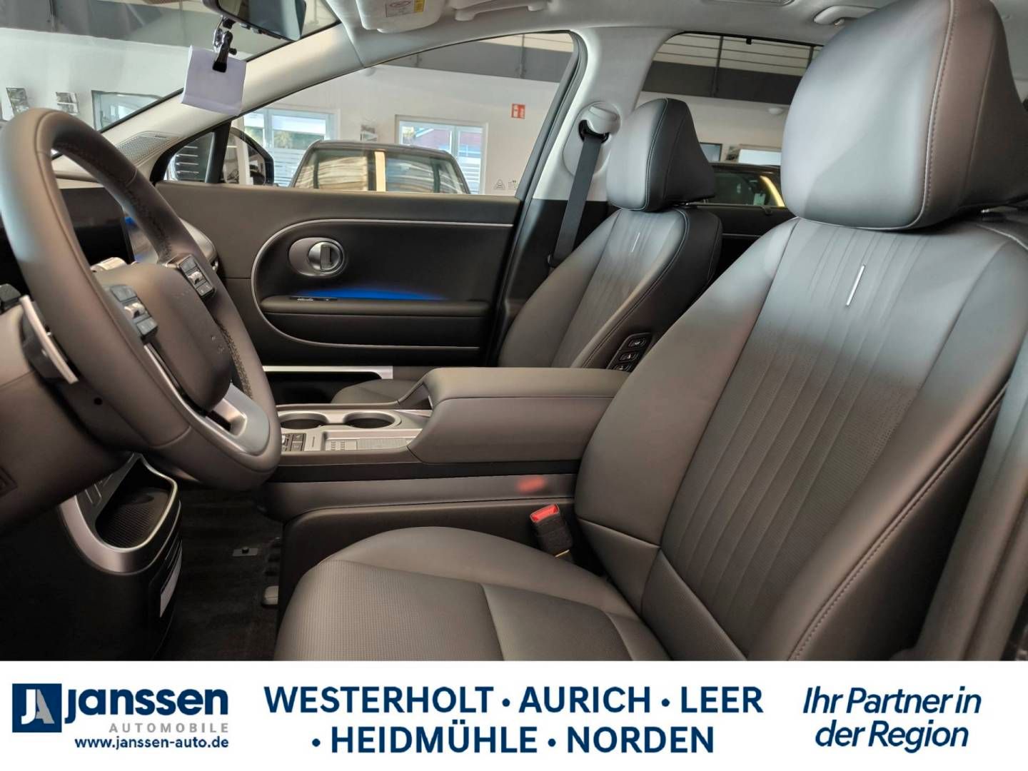 Fahrzeugabbildung Hyundai IONIQ 9 7-Sitzer/UNIQ/360°-Kamera/Massage Sitze/