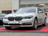 BMW M760L i*360*ACC*LUFT*MASSAGE*SCHIEBEDACH - BMW M760 Gebrauchtwagen