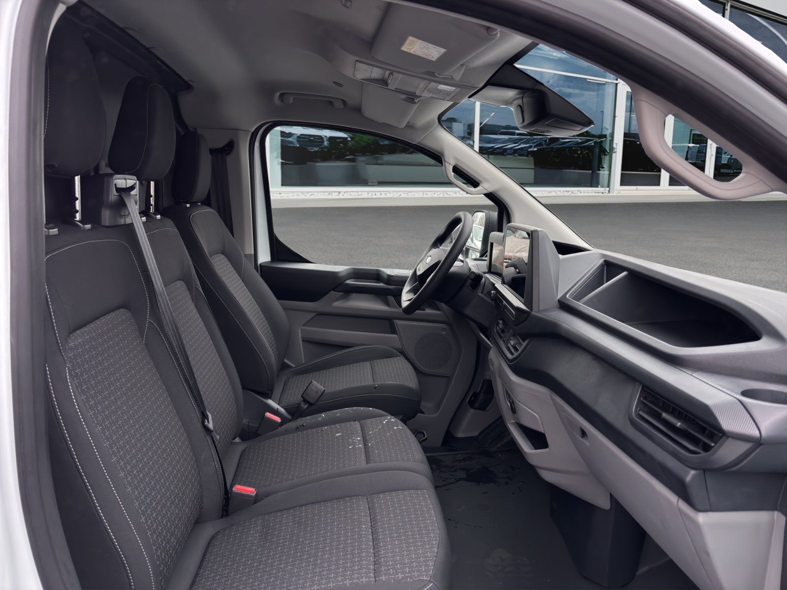 Fahrzeugabbildung Ford Transit Custom 320 L1 Trend FWD Plug-in Hybrid