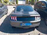 Ford Mustang 5.0 Ti-VCT V8 GT - Ford Mustang: Coupe, Grau