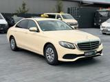 Mercedes-Benz E 200 d *TAXI*NAVI*KAMERA*LEDER*ALU*TAXAMETER* - Mercedes-Benz E 200: Taxi