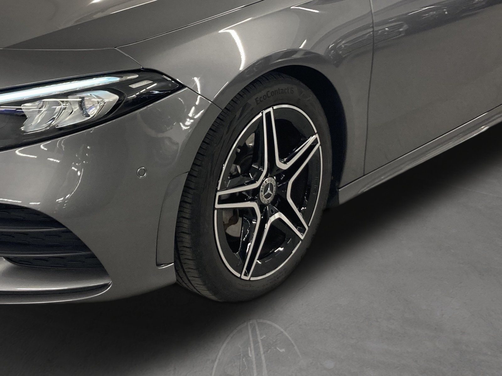 Fahrzeugabbildung Mercedes-Benz A 200 AMG*Kamera*Ambiente*MBUX-High*Sound*18"