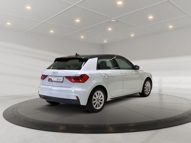 A1 Sportback advanced 30 TFSI S tronic,LED,Carpl