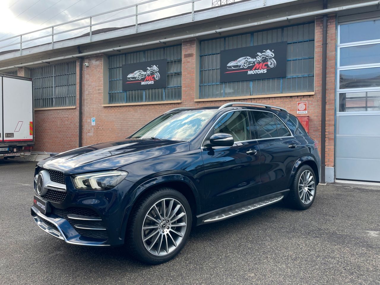 Mercedes-Benz MERCEDES GLE 300d AMG PREMIUM 4MATIC 245 CV-TAGL imagem 2