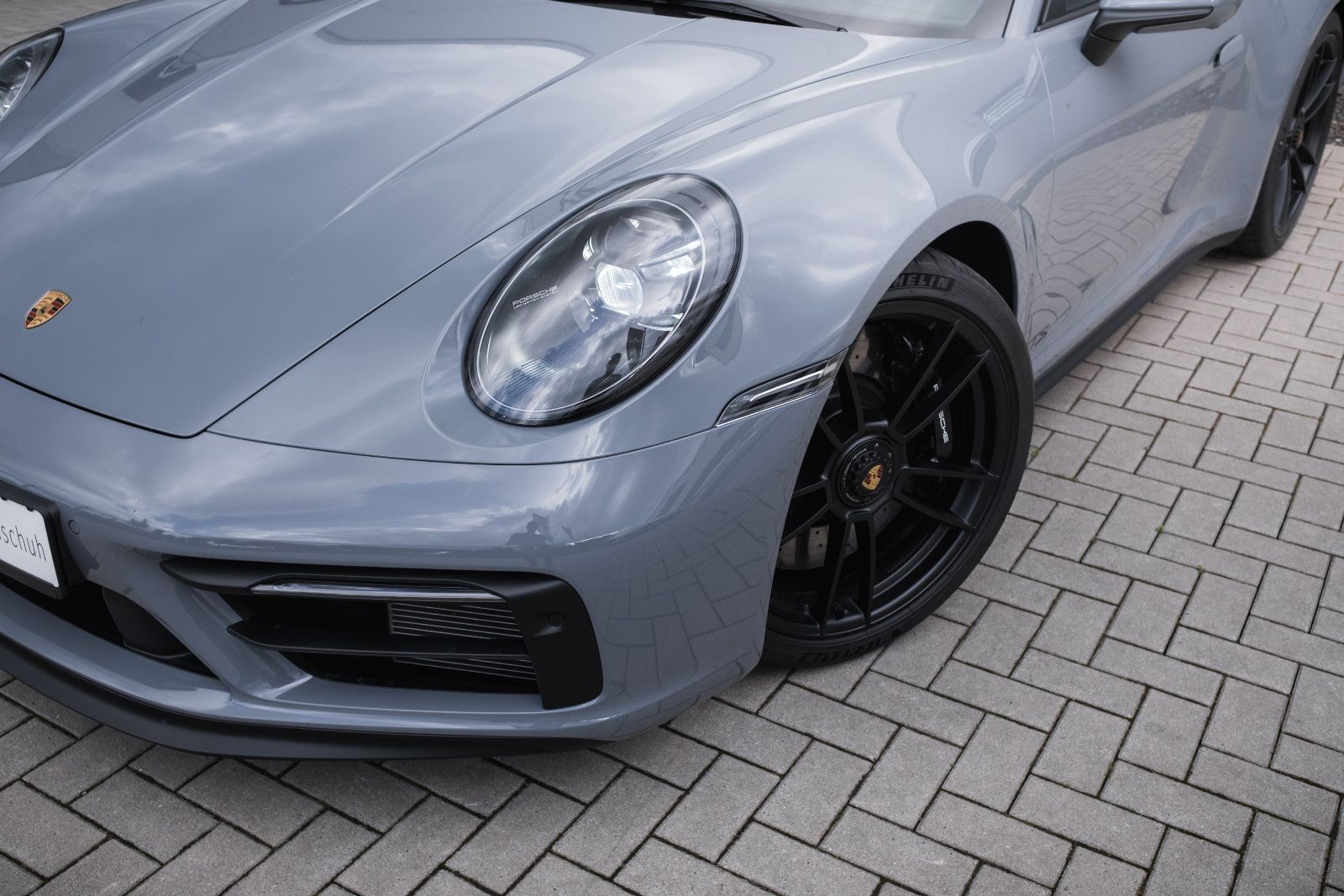 Fahrzeugabbildung Porsche 911/992.1 GTS 4 -18Wege-INNO-360-HALenkung-LED