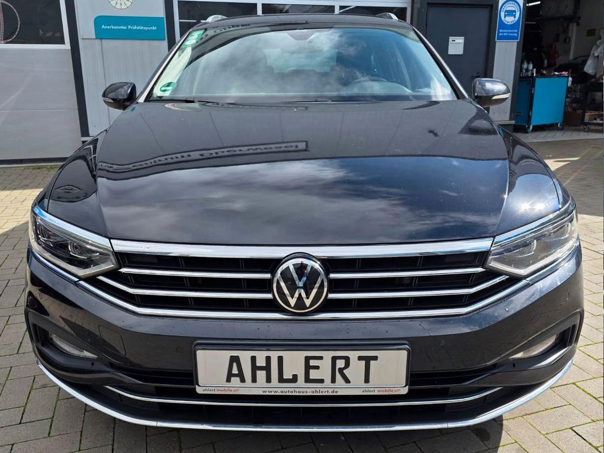 Volkswagen Passat Variant Eleg.TDI  Finanzier.ab 299,00€ 2J