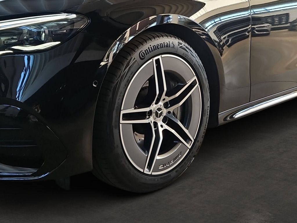 Fahrzeugabbildung Mercedes-Benz E 220 d AMG AHK Distronic+ Pano LED 360° Memory