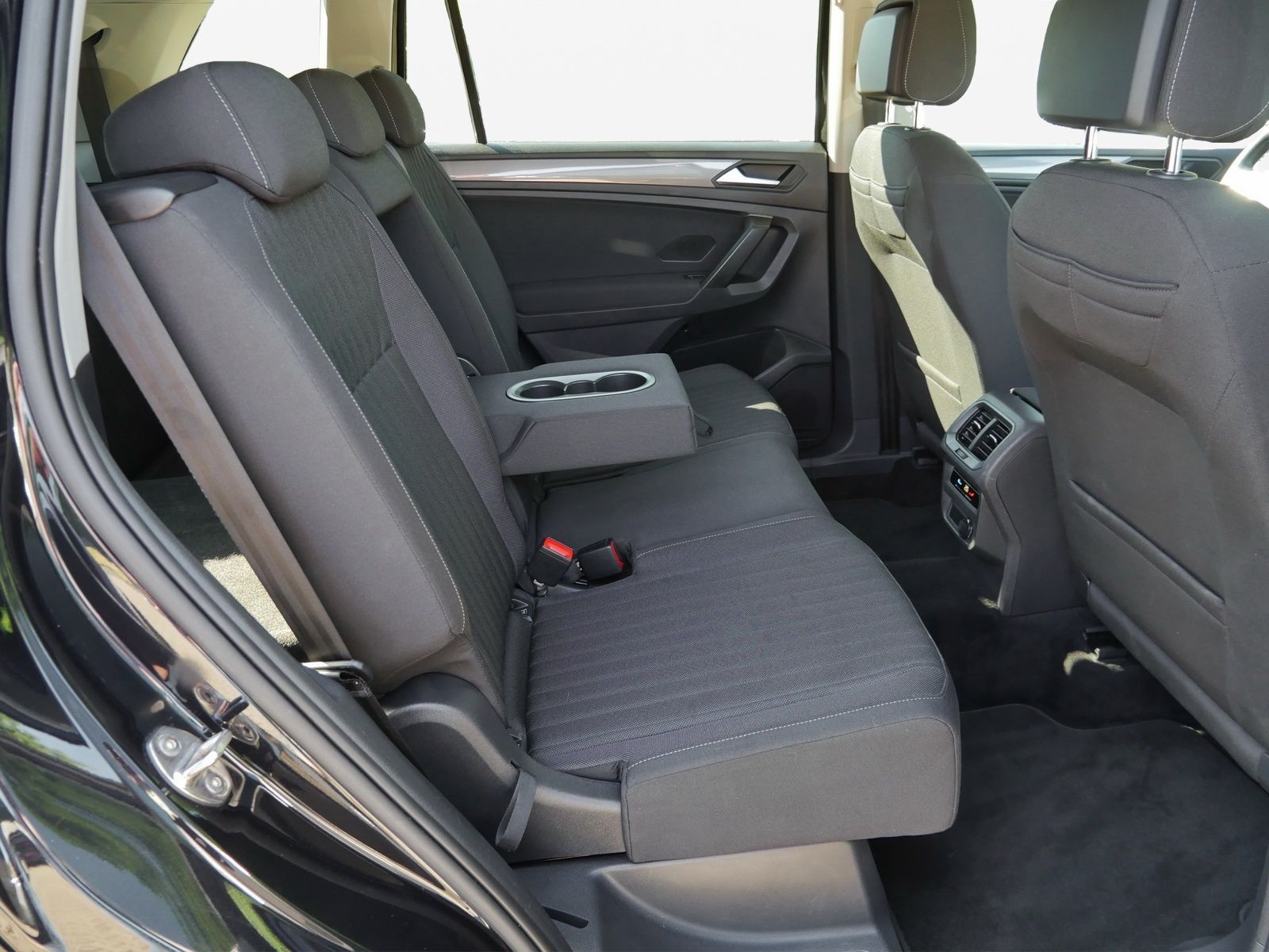 Volkswagen Tiguan Allspace - Bild 16