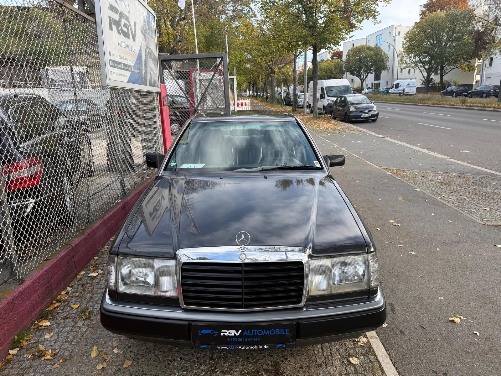 Mercedes-Benz 230 CE (KAT) Sport/Coupe*Automa*Leder*OLDTIMER/H