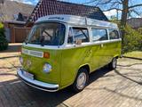 Volkswagen T2b Westfalia Malaga 1.8L mit Anhänger