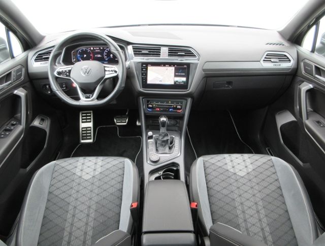Tiguan Allspace 2.0 TDI 200PS 4M DSG R-Line PANO
