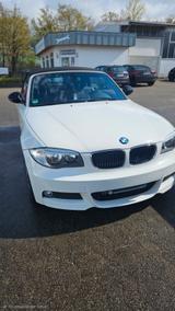 BMW 118i Cabrio - - BMW 118 in Freiburg