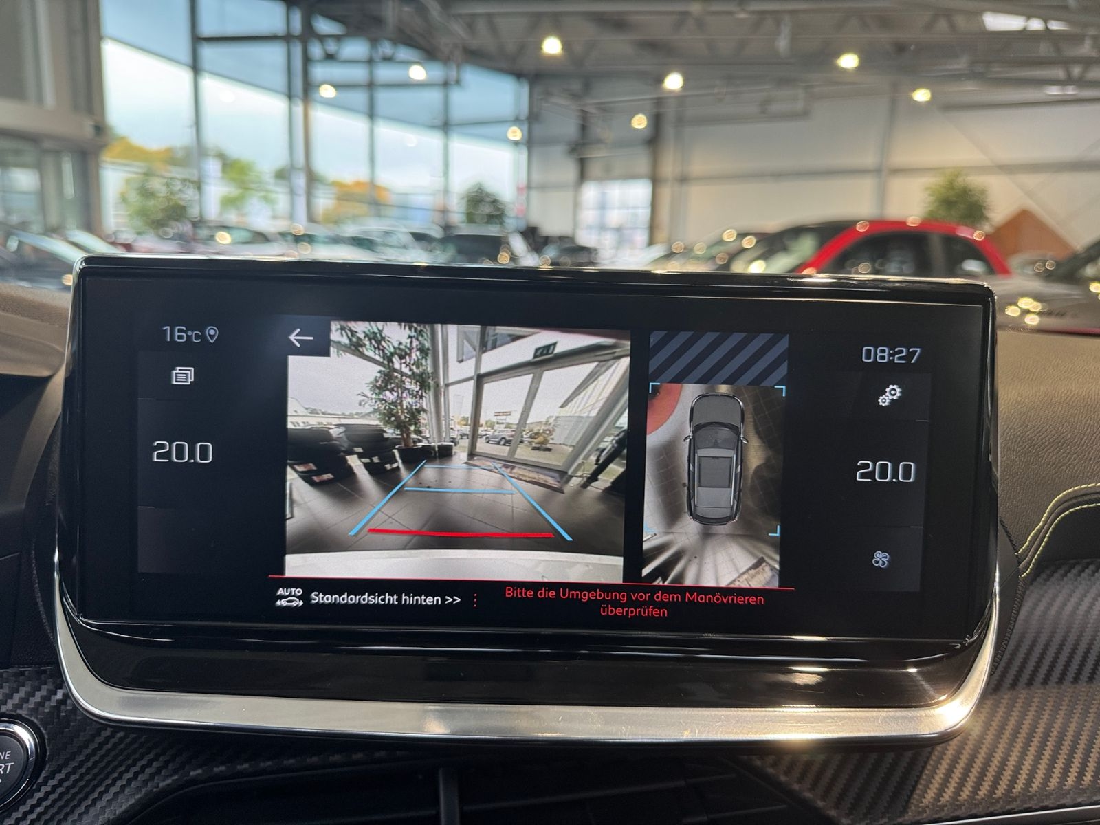 Fahrzeugabbildung Peugeot 2008 GT PANO LED NAVI ALU
