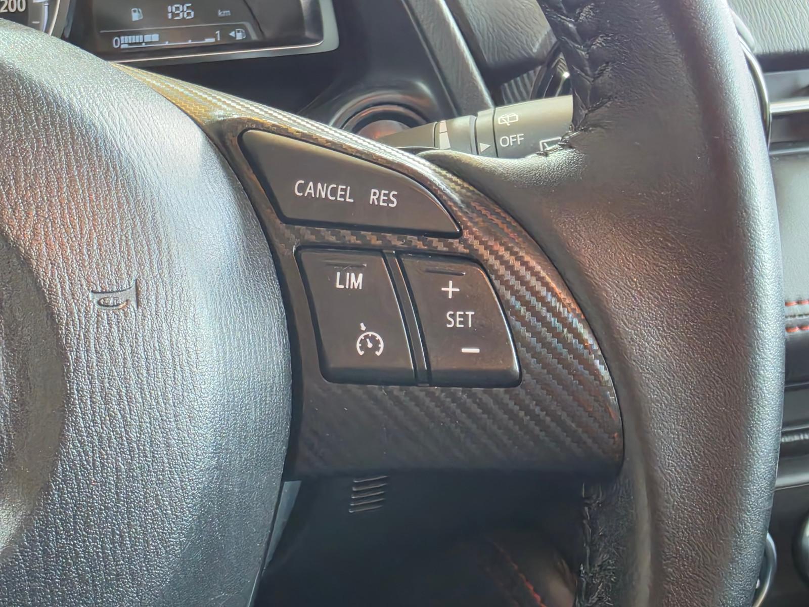 Mazda 2 Lim. Sports-Line+NAVI+SHZ+KLIMAAUTO.+