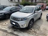 Suzuki SUZUKI - Vitara - 1.6 DDiS V-Top 4x4 - silberne Suzuki Vitara
