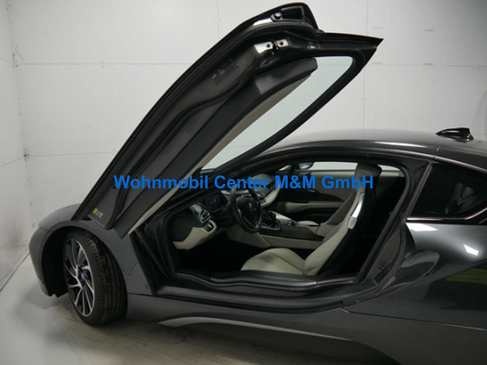 BMW i8 Laserlicht Head Up UPE152.569¤ Coupe