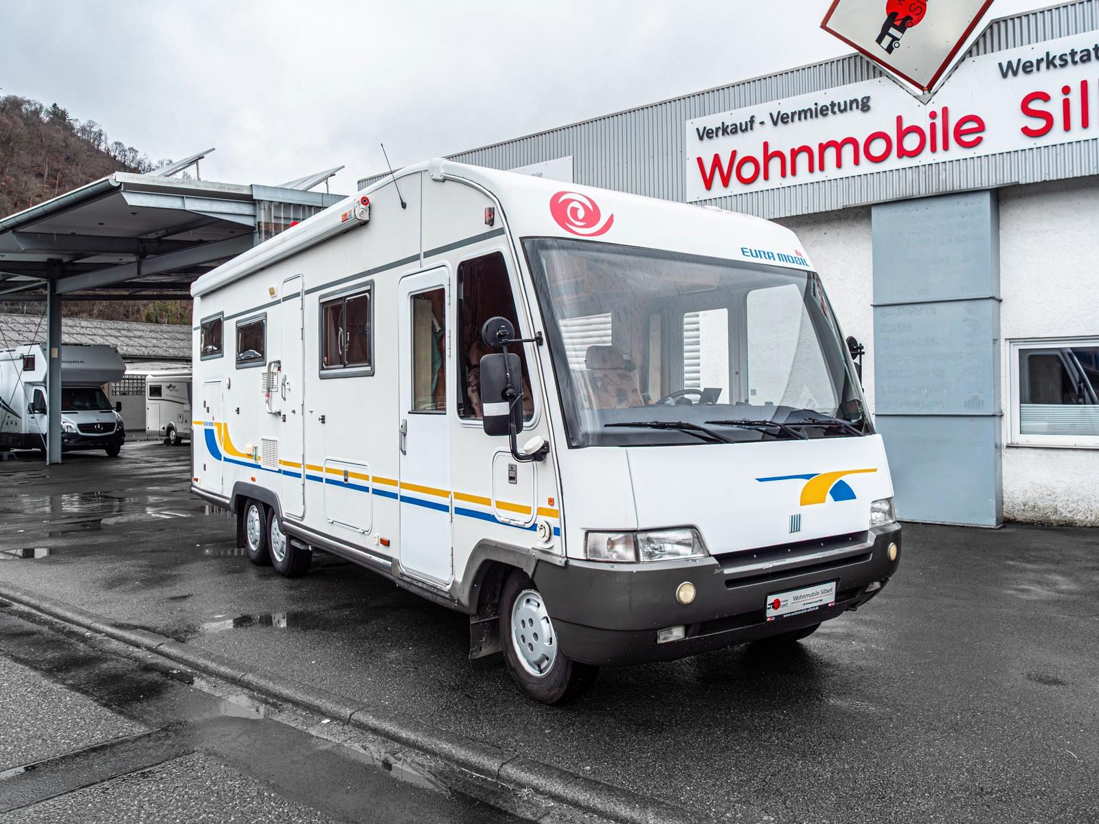 Eura Mobil I 810 - Alarm*Solar*Klima*TV*Kamera*Backofen