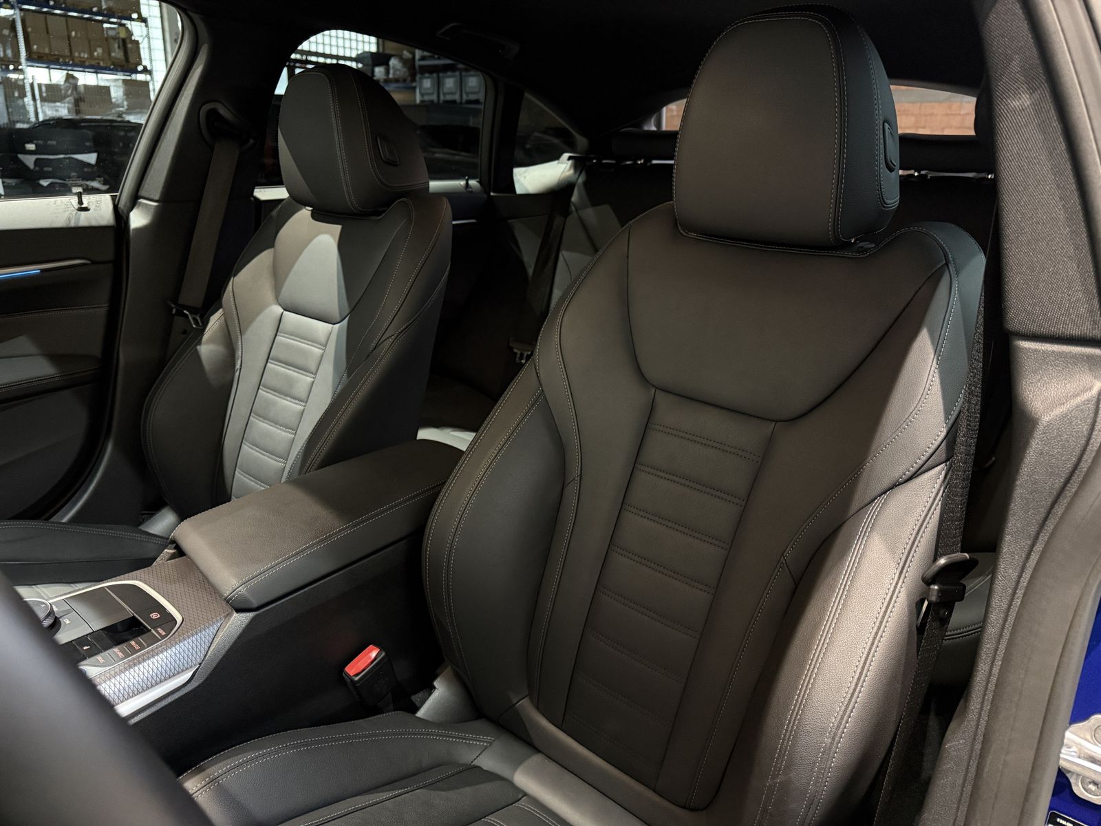 Fahrzeugabbildung BMW i4 xDrive40 Gran Coupé, M Sportpaket, HK HiFi AH