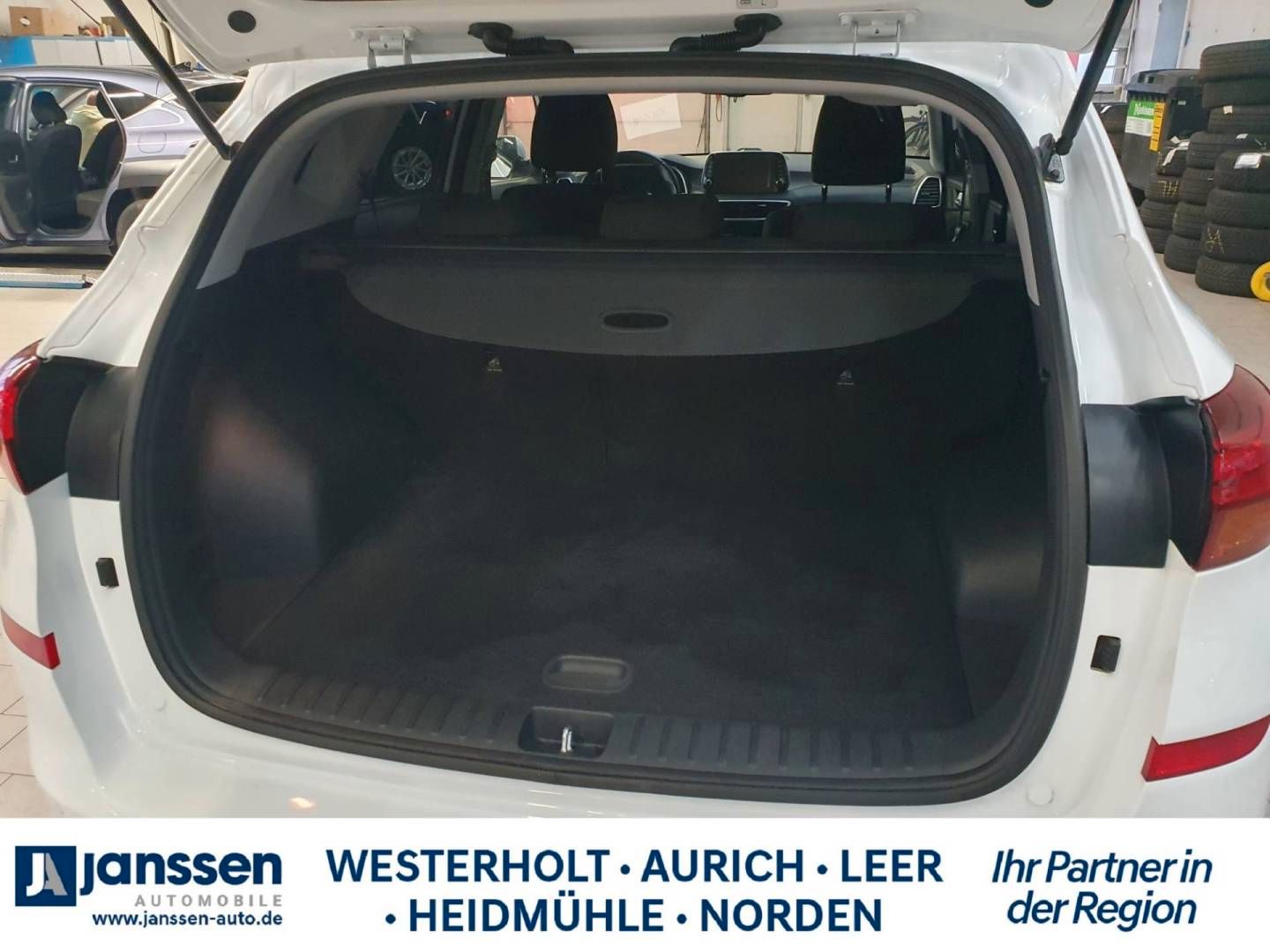 Fahrzeugabbildung Hyundai TUCSON FL TREND