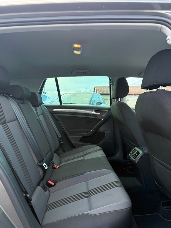 VW Golf - Bild 19