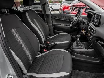 Hyundai i10 1.0 Edition 30 Navi Kamera DAB Sitzheizung