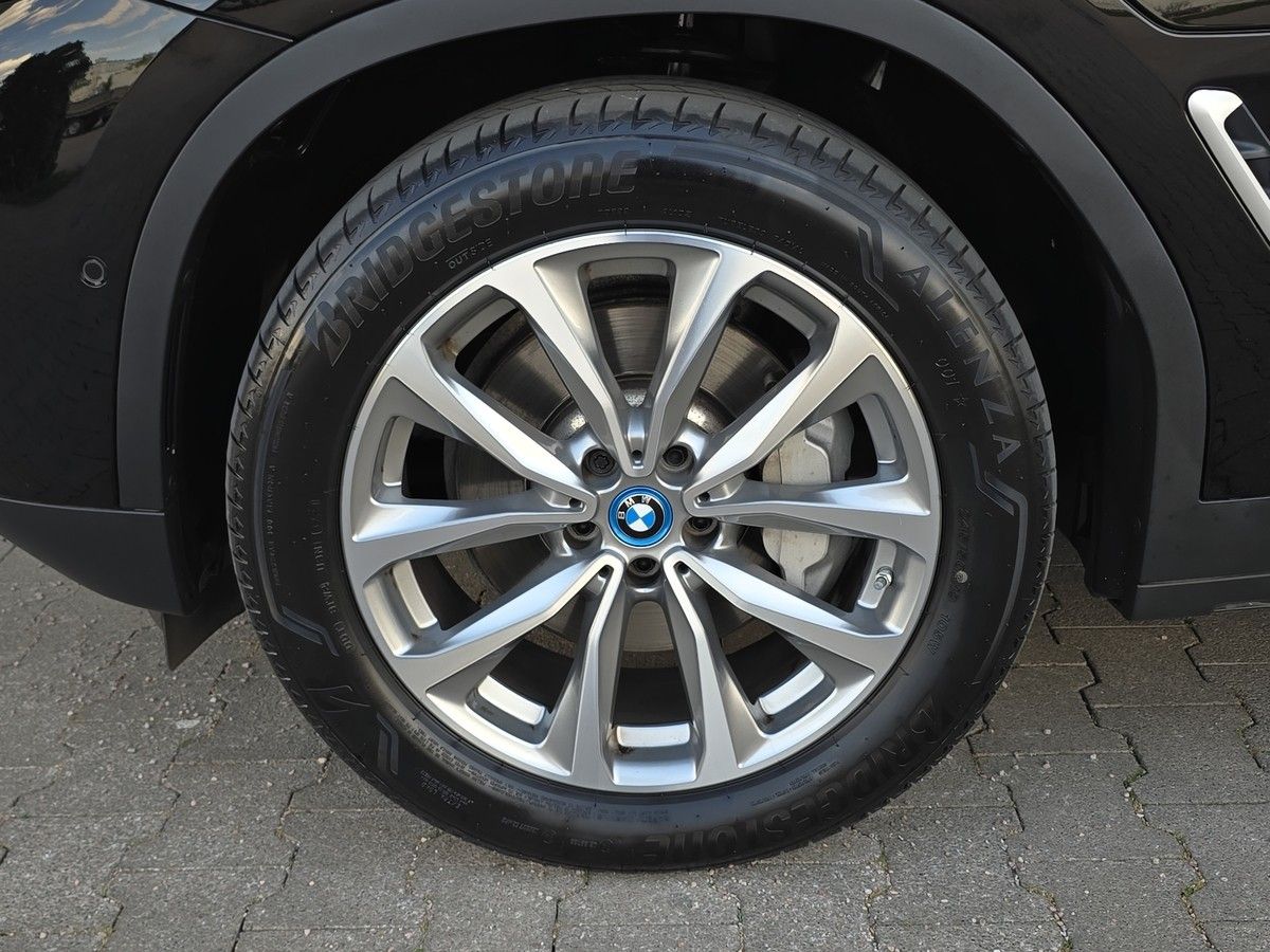 BMW X3  xDrive30e Aut.+Head-Up+Laser+HiFi+360°+19"+ foto 23