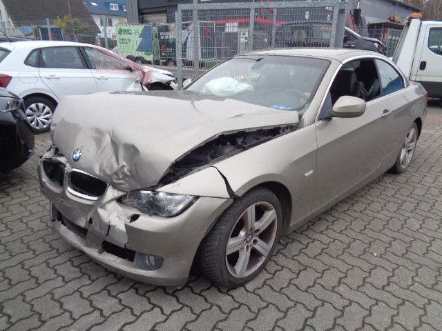 BMW 320i Cabrio