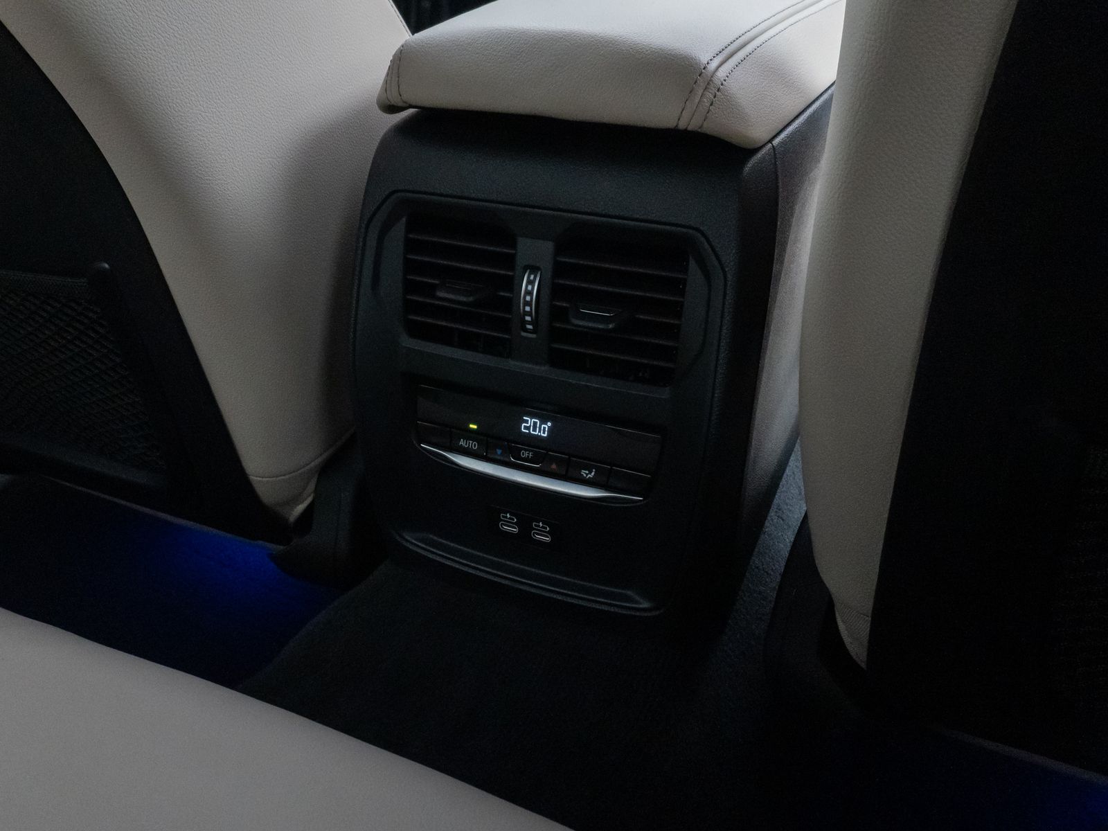 Fahrzeugabbildung BMW 430i xD Coupé M Sport Laser Kamera DAB H/K19Zoll