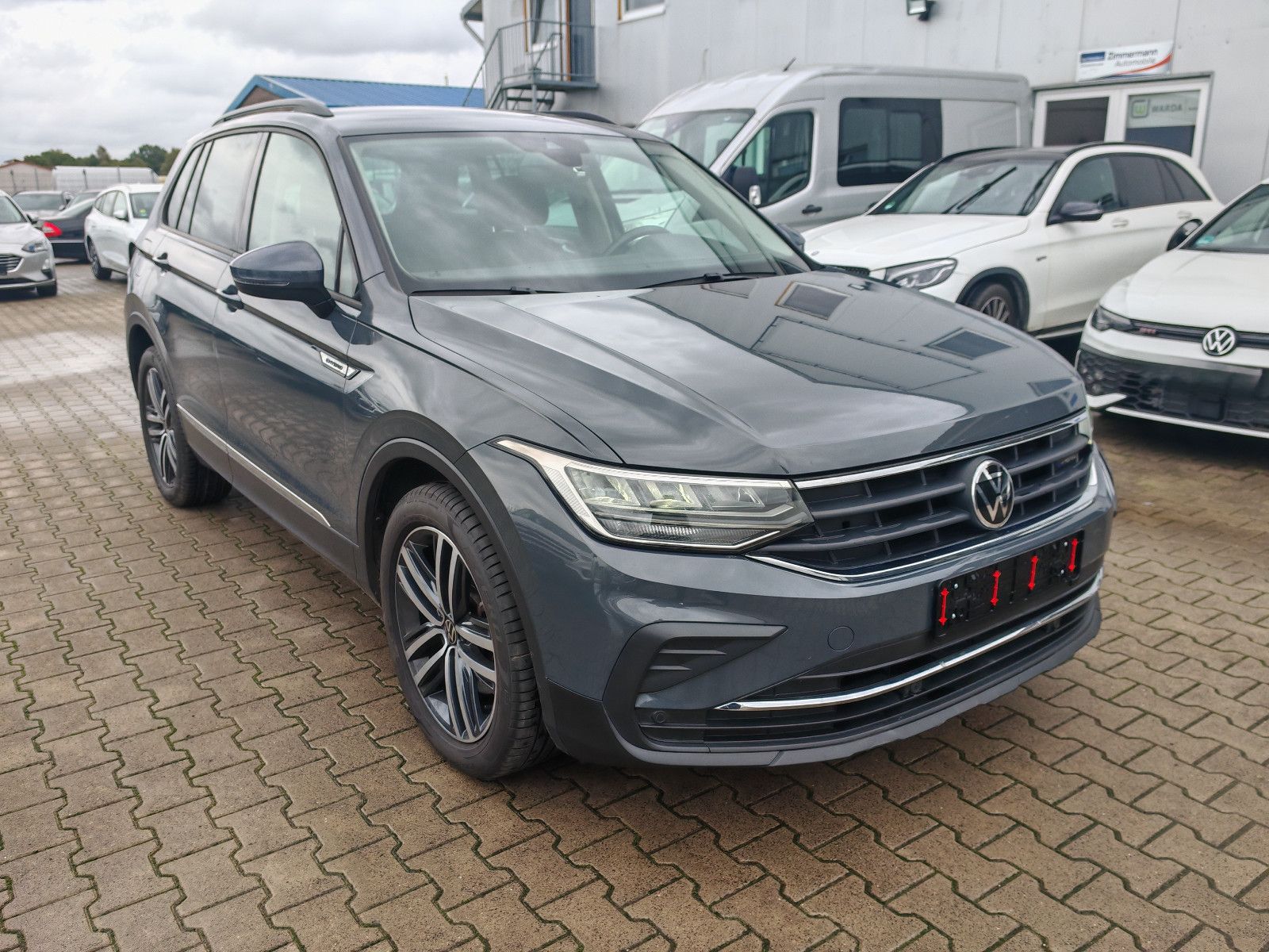 Volkswagen Tiguan Life eHybrid ACC KAMERA LED BATTERIE 98% imagem 2